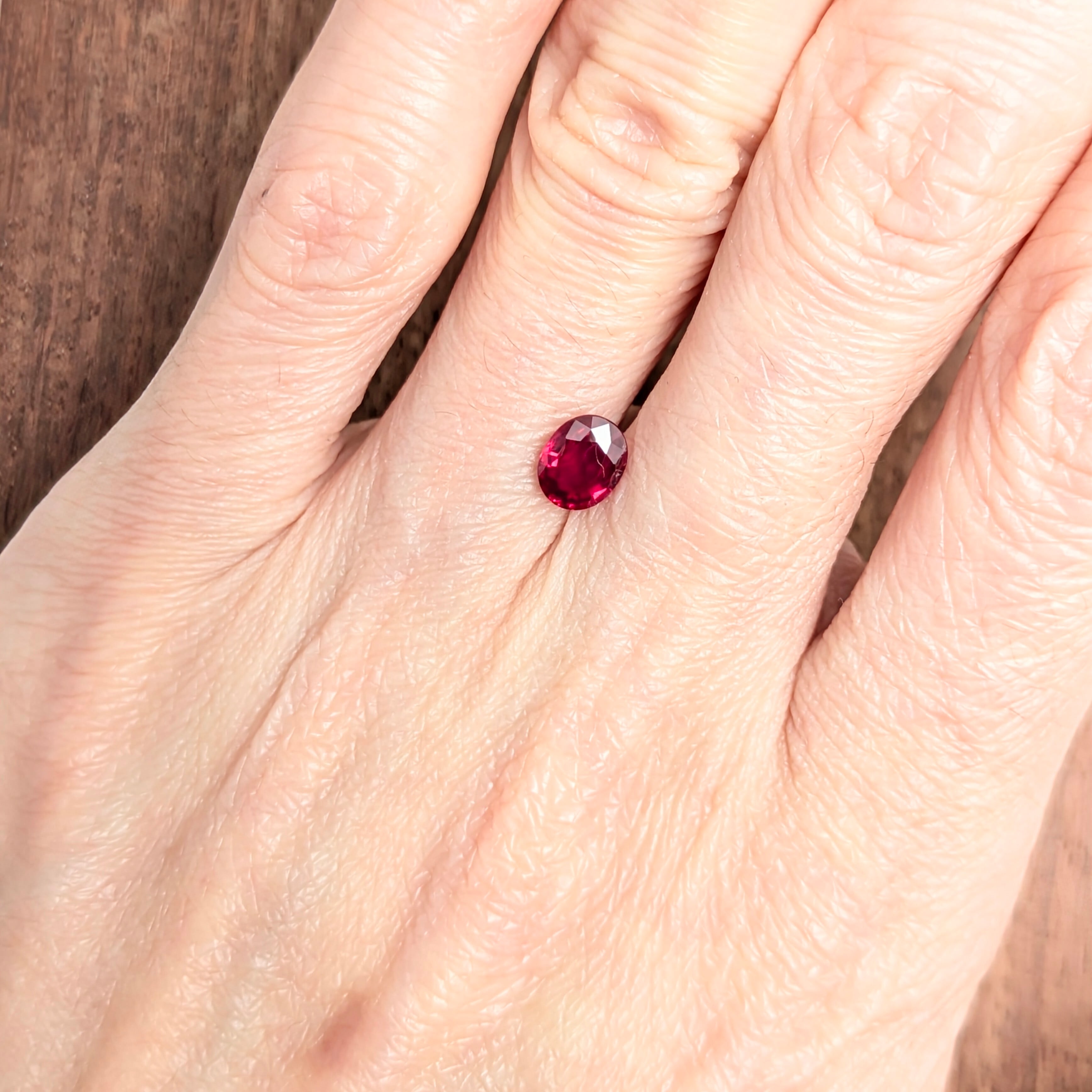 ピジョンブラッドルビールース 【0.74ct】PRO208763 | Gem's Subculture