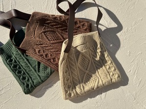 ニットトートバッグ