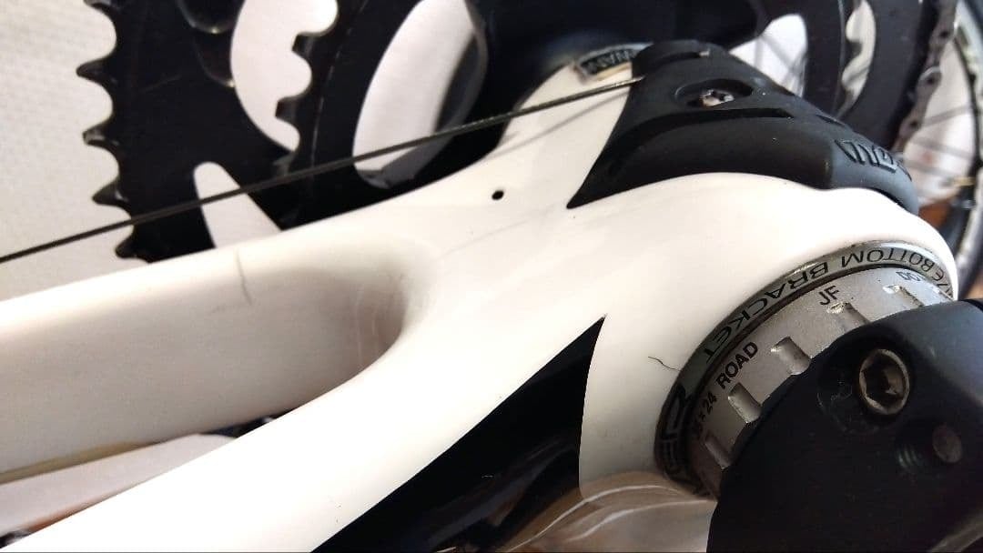 整備済み】PINARELLO フルカーボンロードバイク ROKH 20段変速【送料