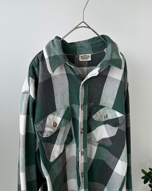 -Five Brother- Vintage 90s L Heavy Flannel Shirt