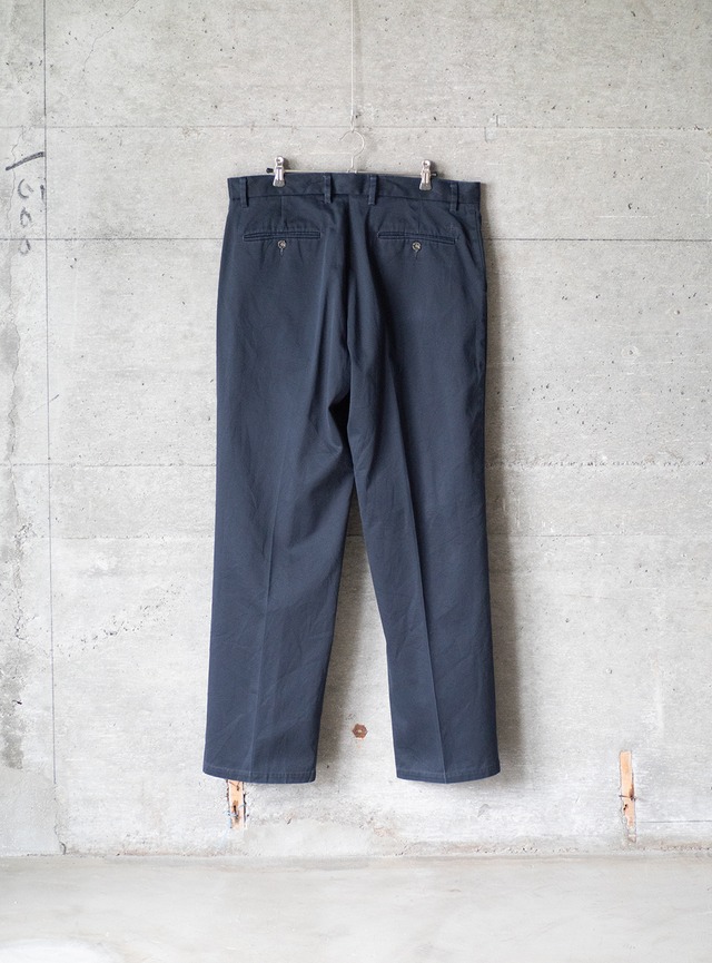 "DOCKERS" used Navy chino trousers