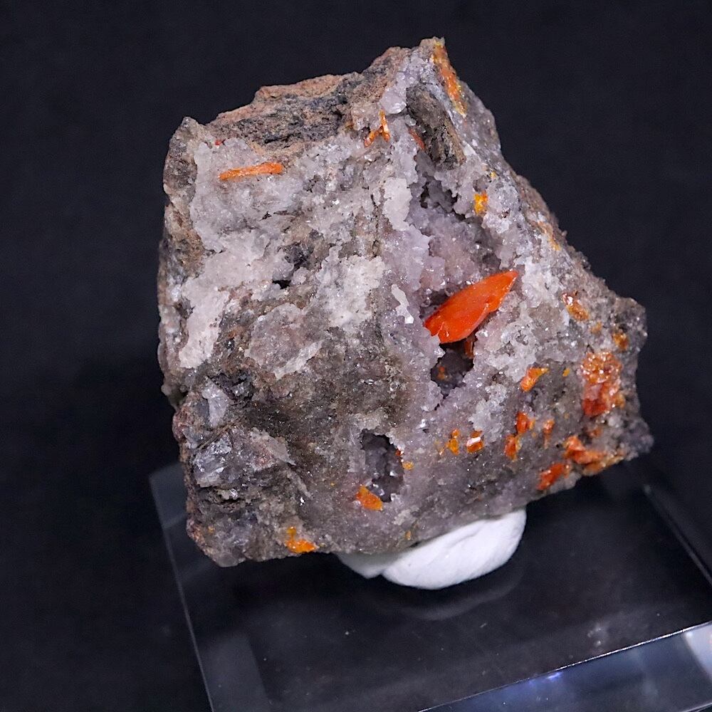 モリブデン鉛鉱 + クォーツ 42g ウルフェナイト 42g WF170 天然石 鉱物