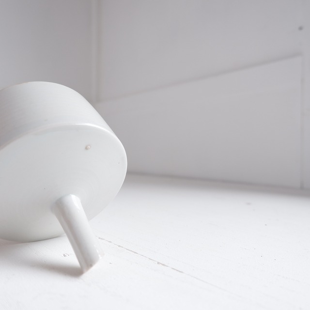 Porcelain funnel
