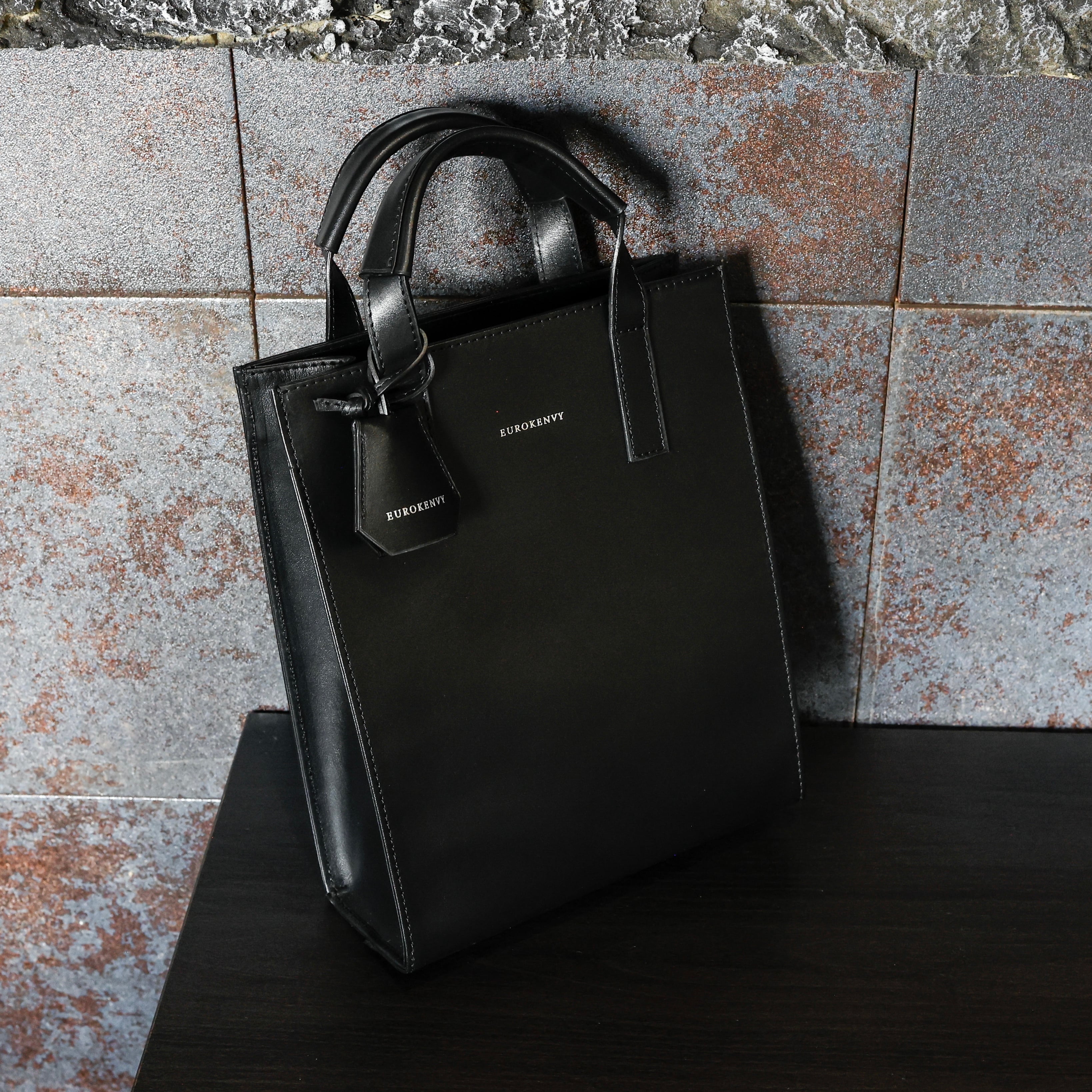 人気No.2】Italian Leather Mini Totebag【イタリア・マストロット社製 