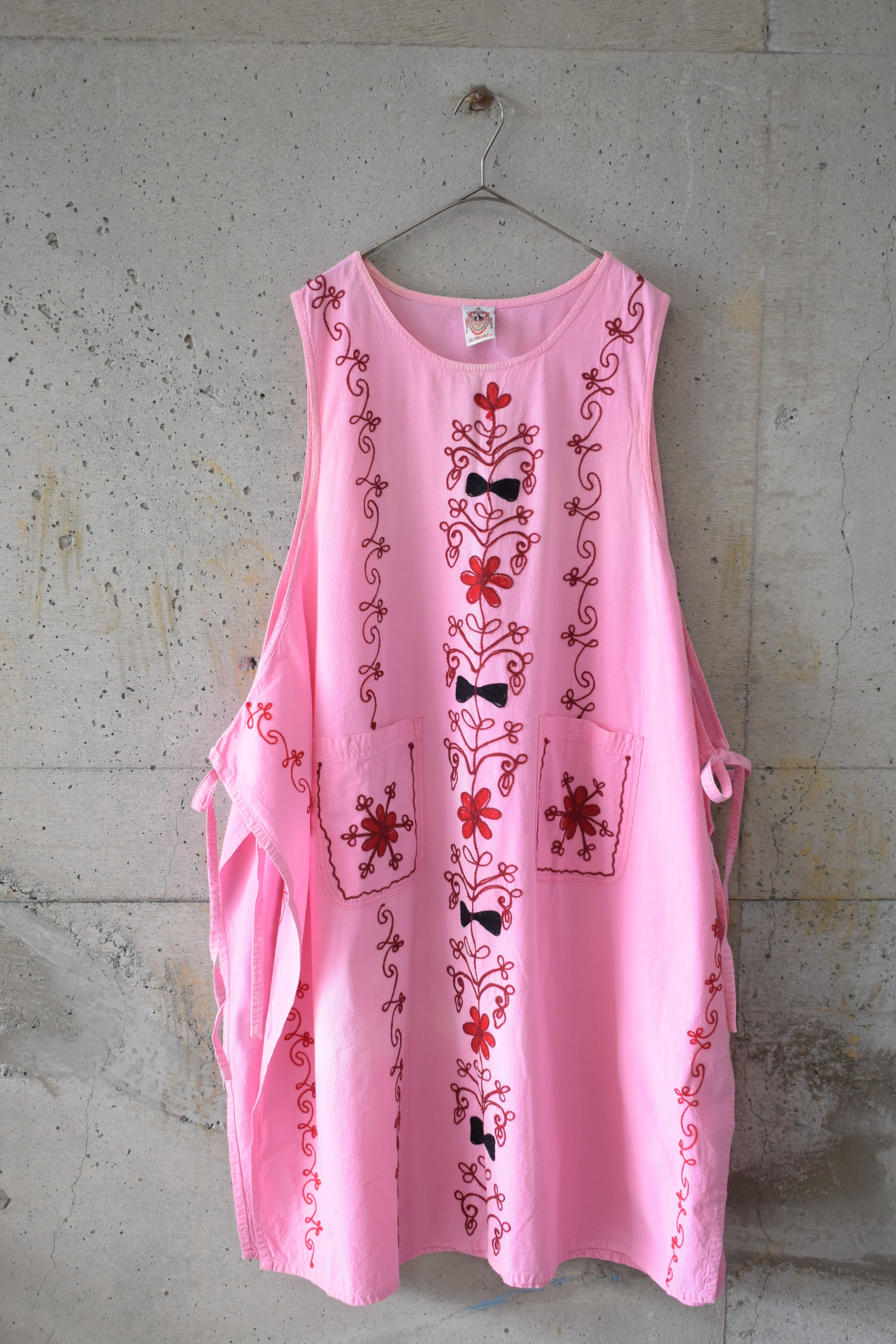 Pink ethnic-style apron
