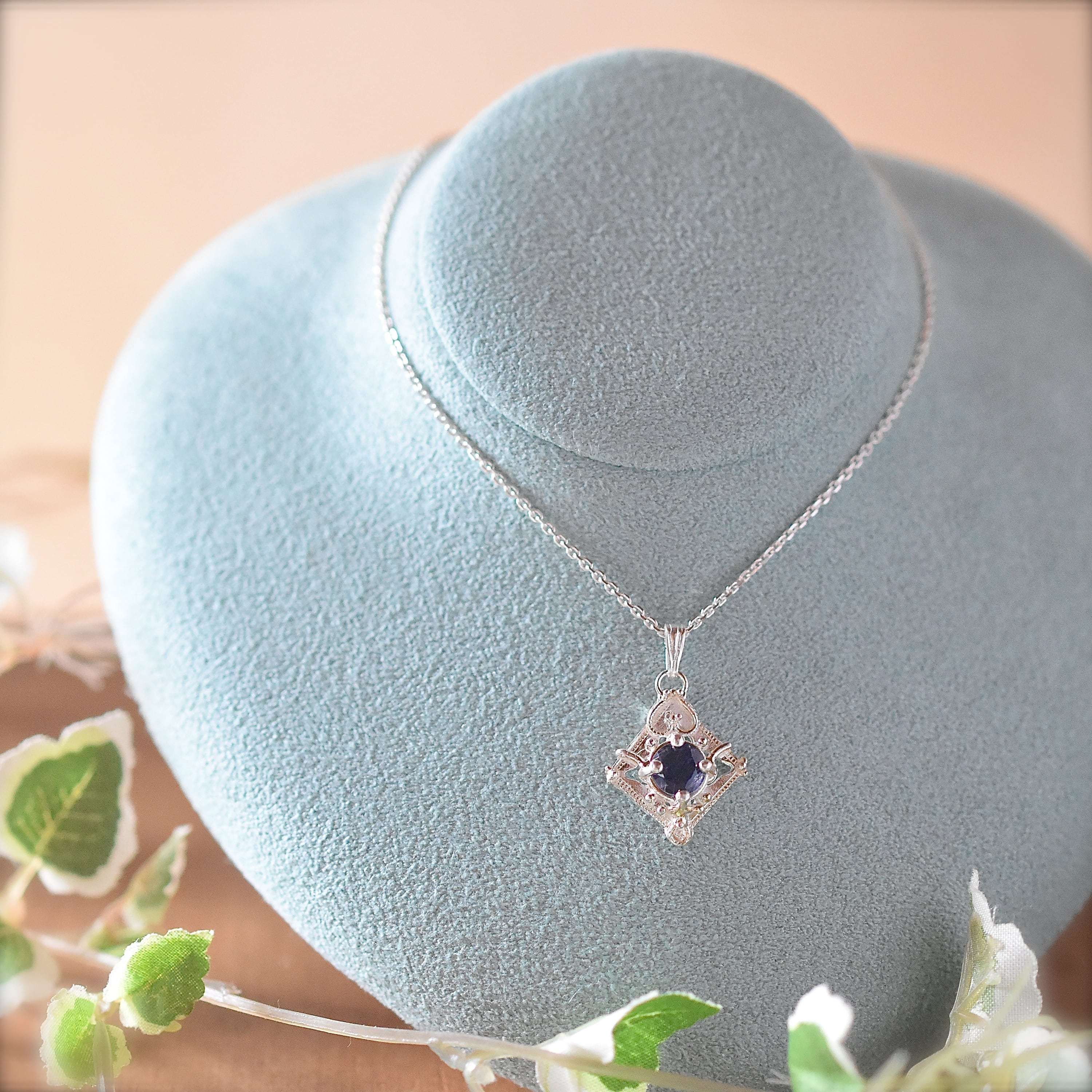 アイオライトのネックレス | MAMECO BIJOUX