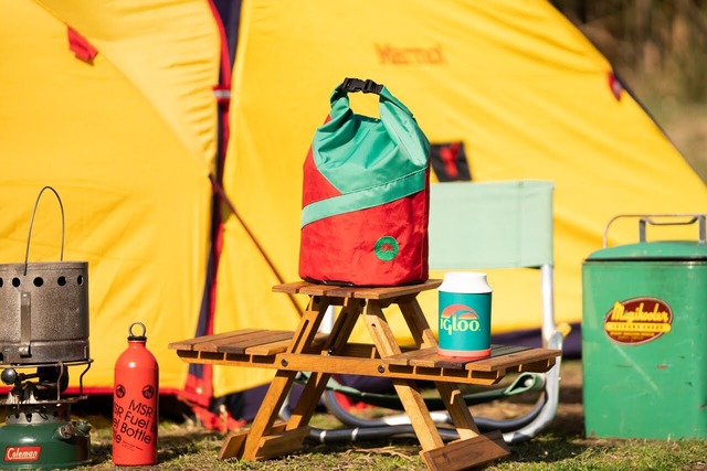 マルチポーチ Journey pouch レッド×グリーン