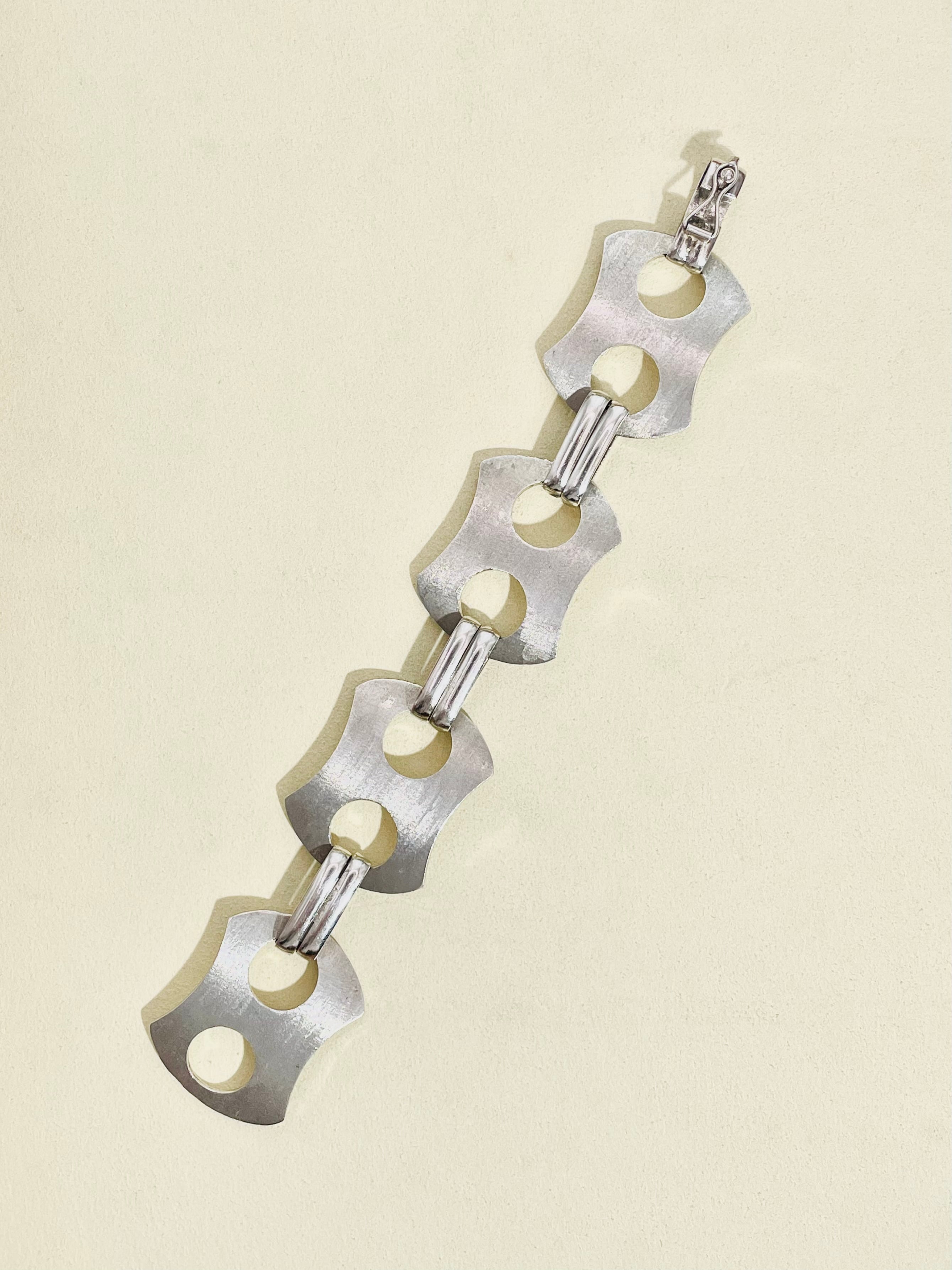 Textured Anchor Link Bracelet -Italy-