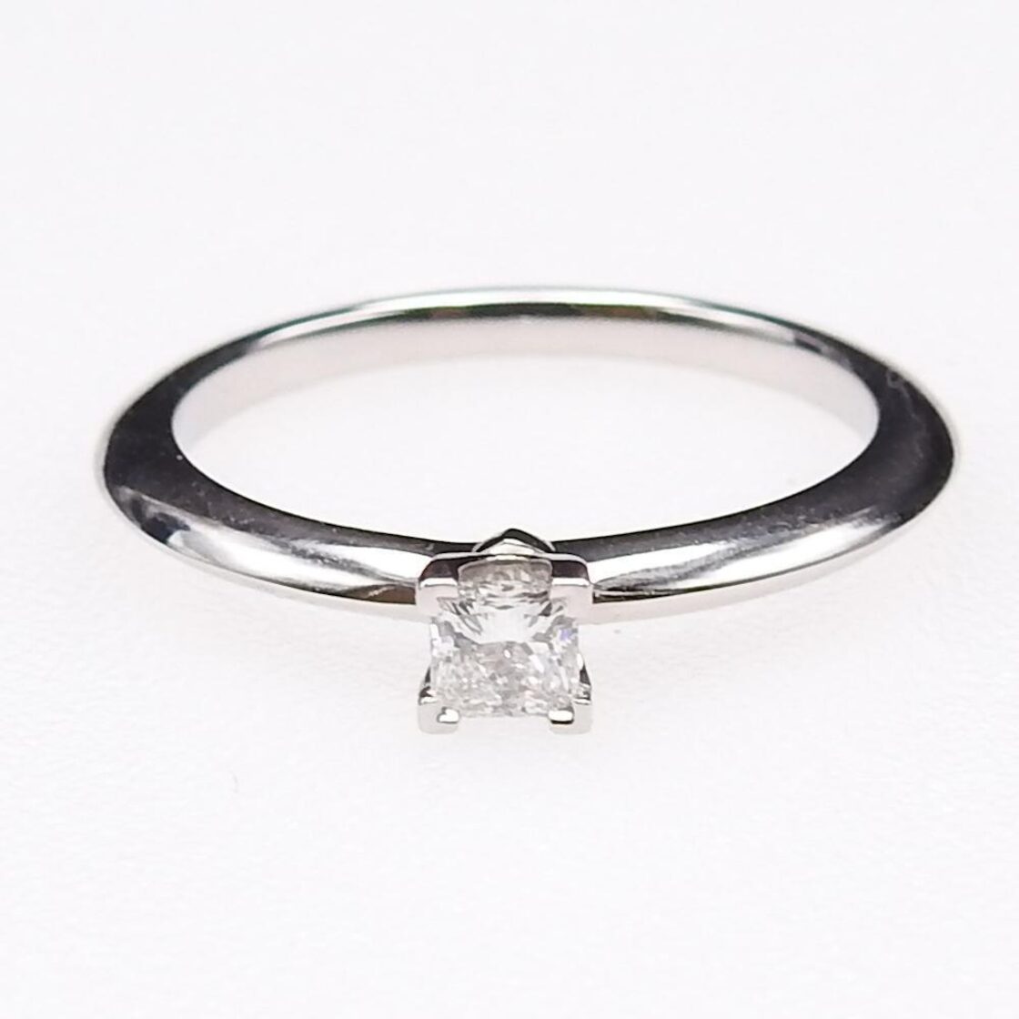 美品 TIFFANY＆Co. D0.20ct ソリティア リング Pt950 | Pay ID