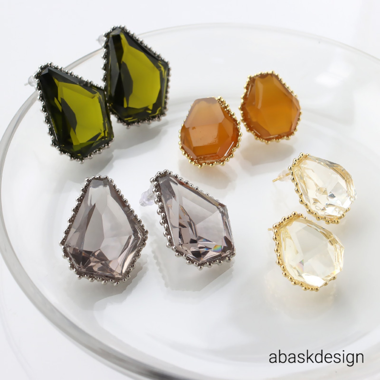 \期間限定1000円ポッキリ/【ネコポス便】ピアス マルチデザインクリアピアス 合金 女性 レディーズ アクセ イビツ カーキ クリア 透明 オレンジ パープル クリアピアス アクリル樹脂 1726