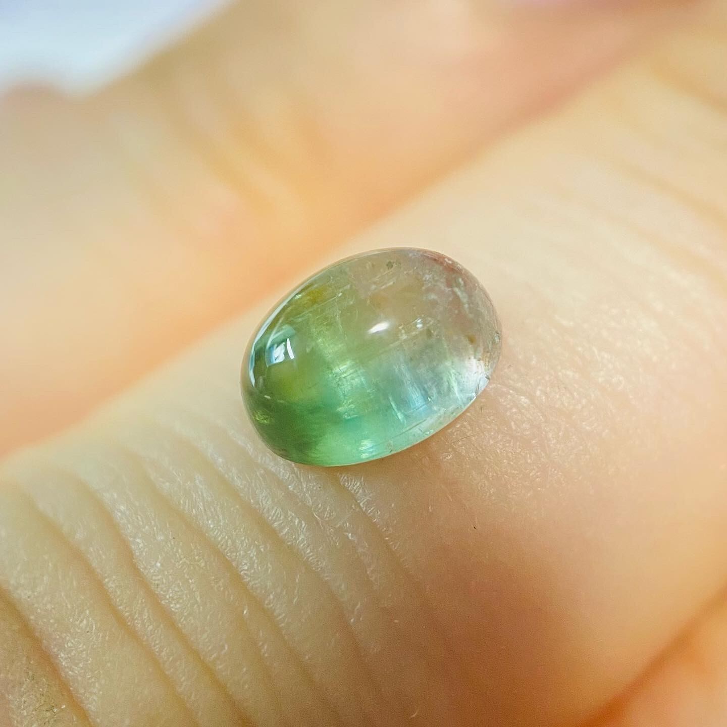 桜、青葉、青空　トルマリンカボション