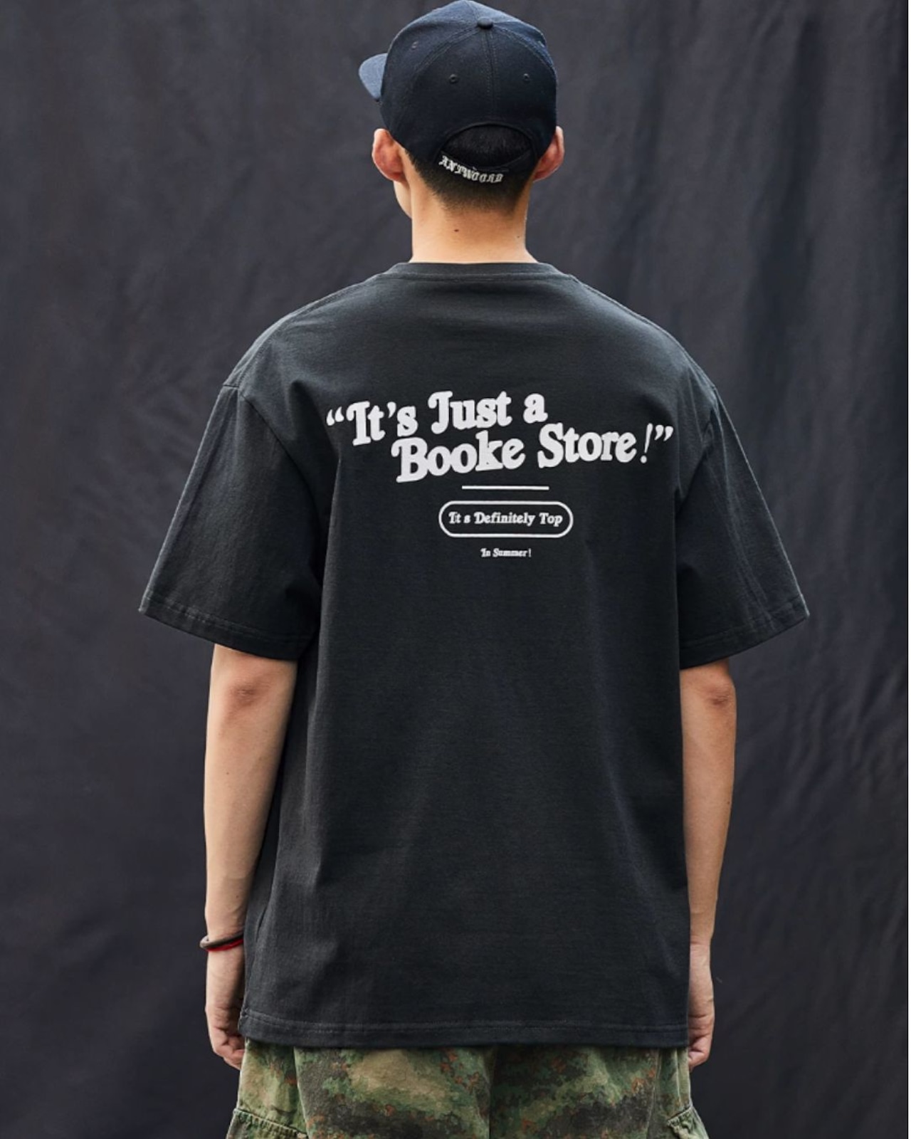 グラフィックプリント半袖Tシャツ S0620
