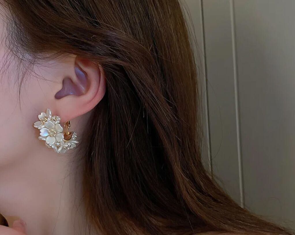 チュールピアス