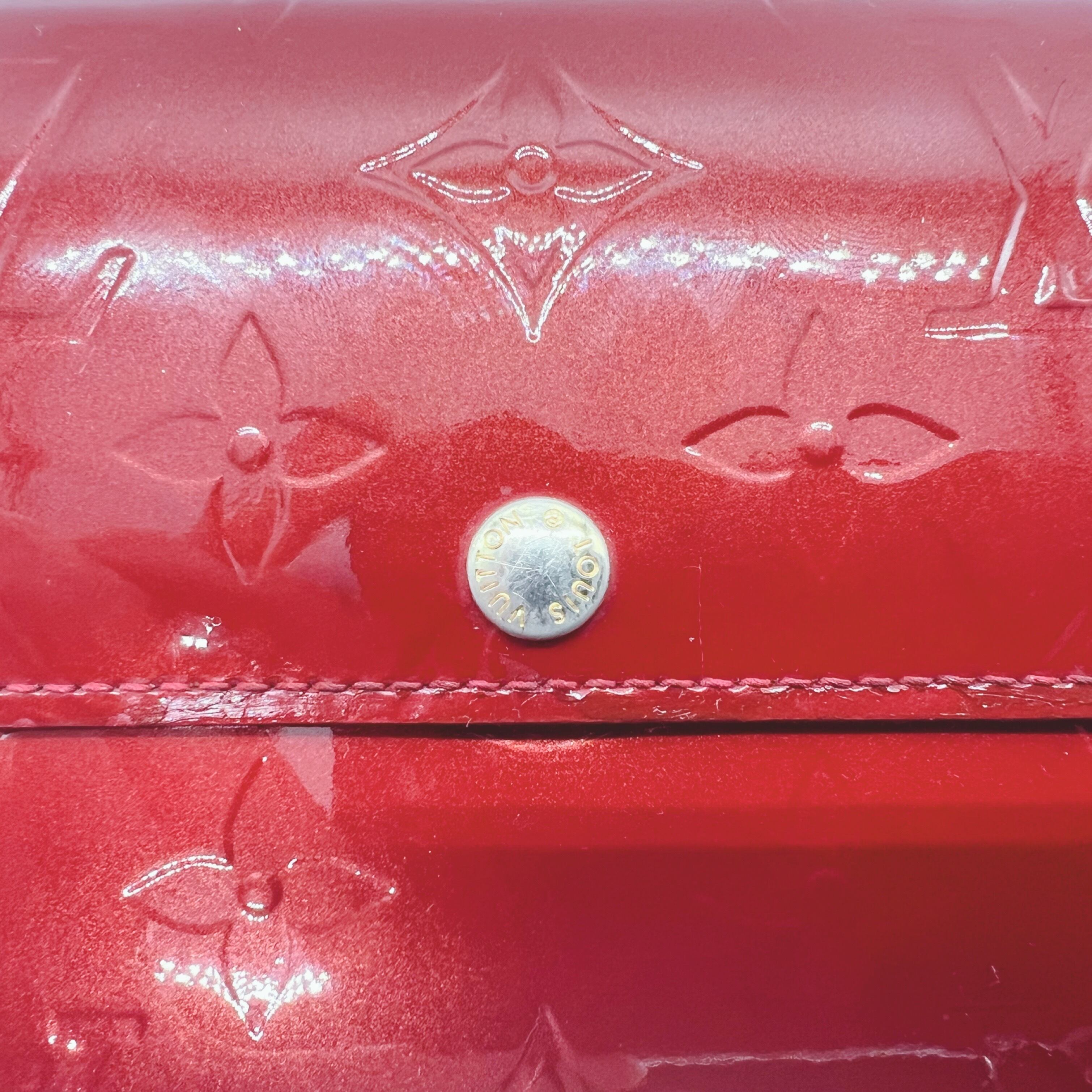 LouisVuitton】ヴィトン ヴェルニ ポシェット ポルト モネ クレディ 長