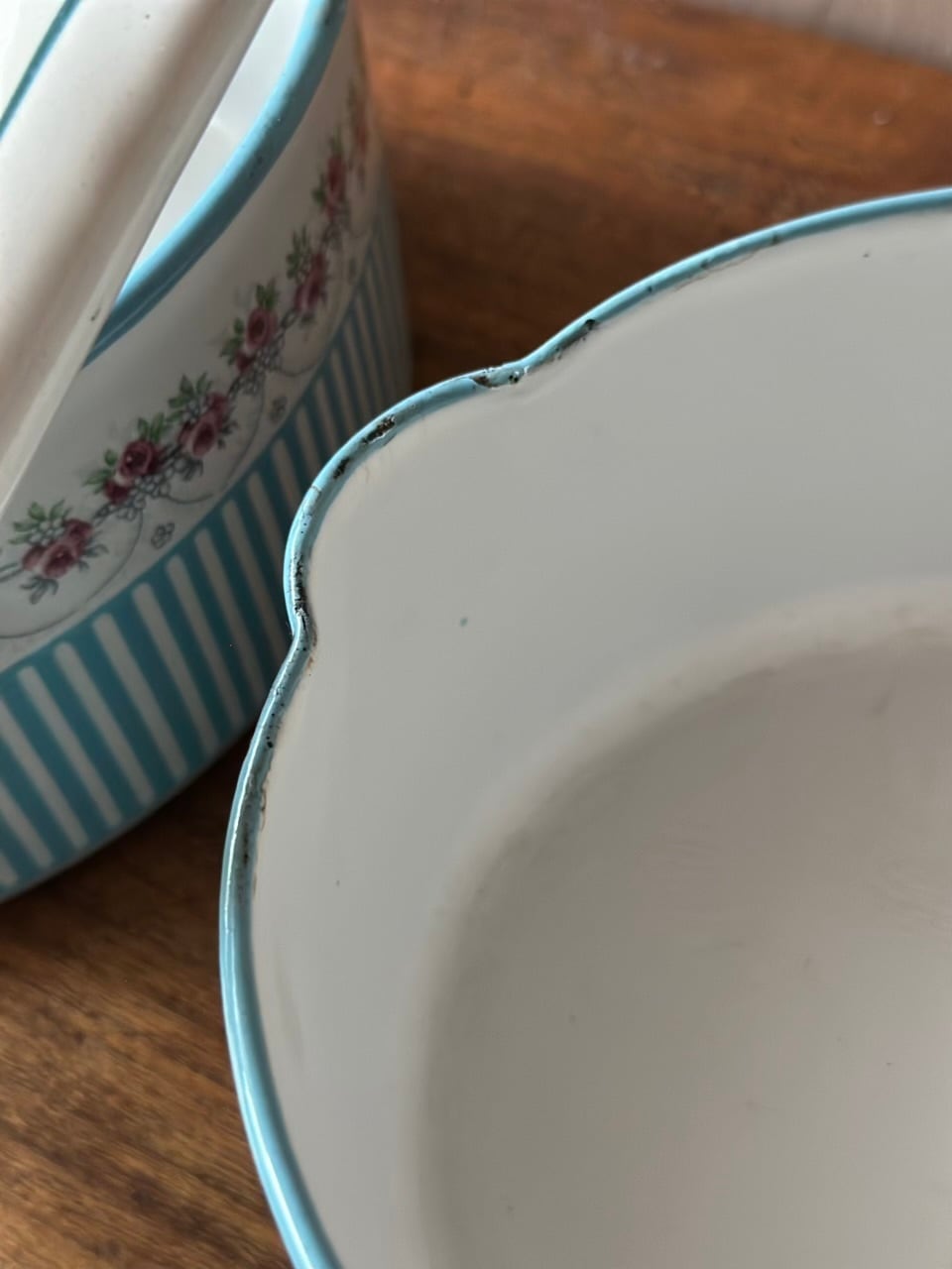 BB社製 薔薇と水色ストライプ ホーロー片手鍋 5個セット | Brocante de