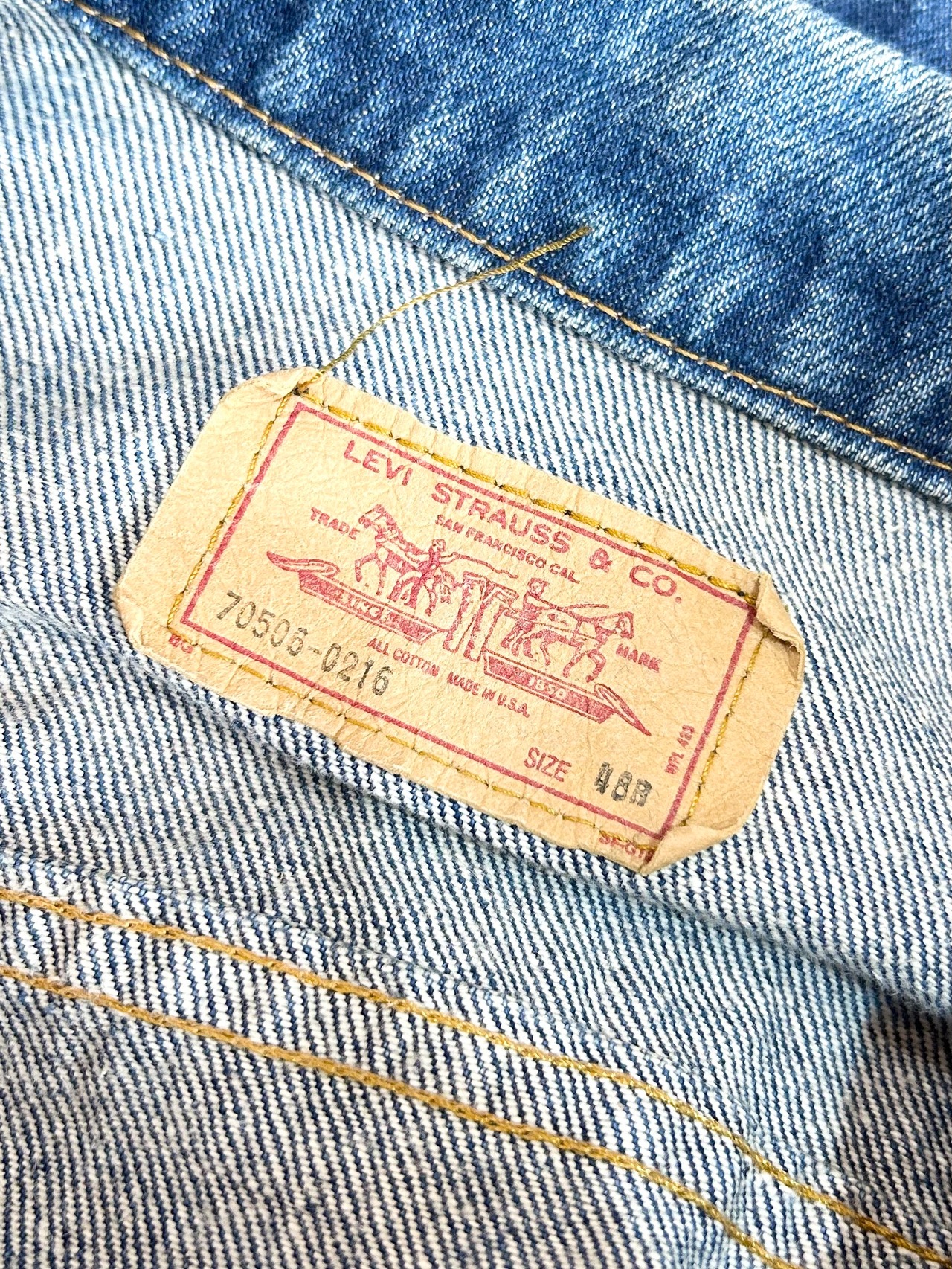 80s Levi’s 70506 DENIM JACKET MADE IN USA Size 48