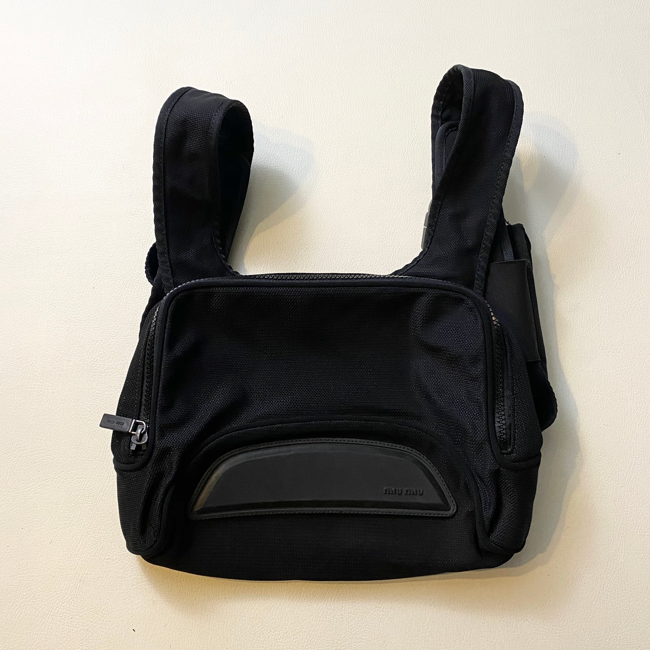 archive vintage 名作MIUMIU nylon body bag miumiu archive vintage nylon body bag | NOIR ONLINE