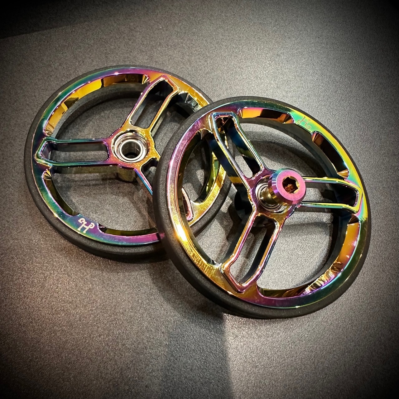 H&H EazyWheel （70㎜）【CHROME】【RAINBOW】