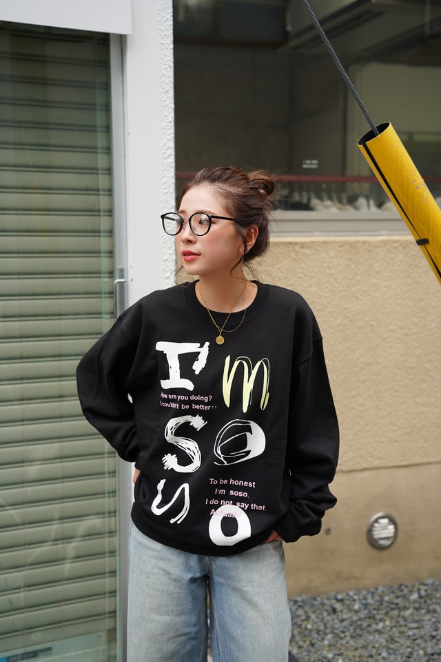 I'M SOSO TEGAKI PRINT SWEAT
