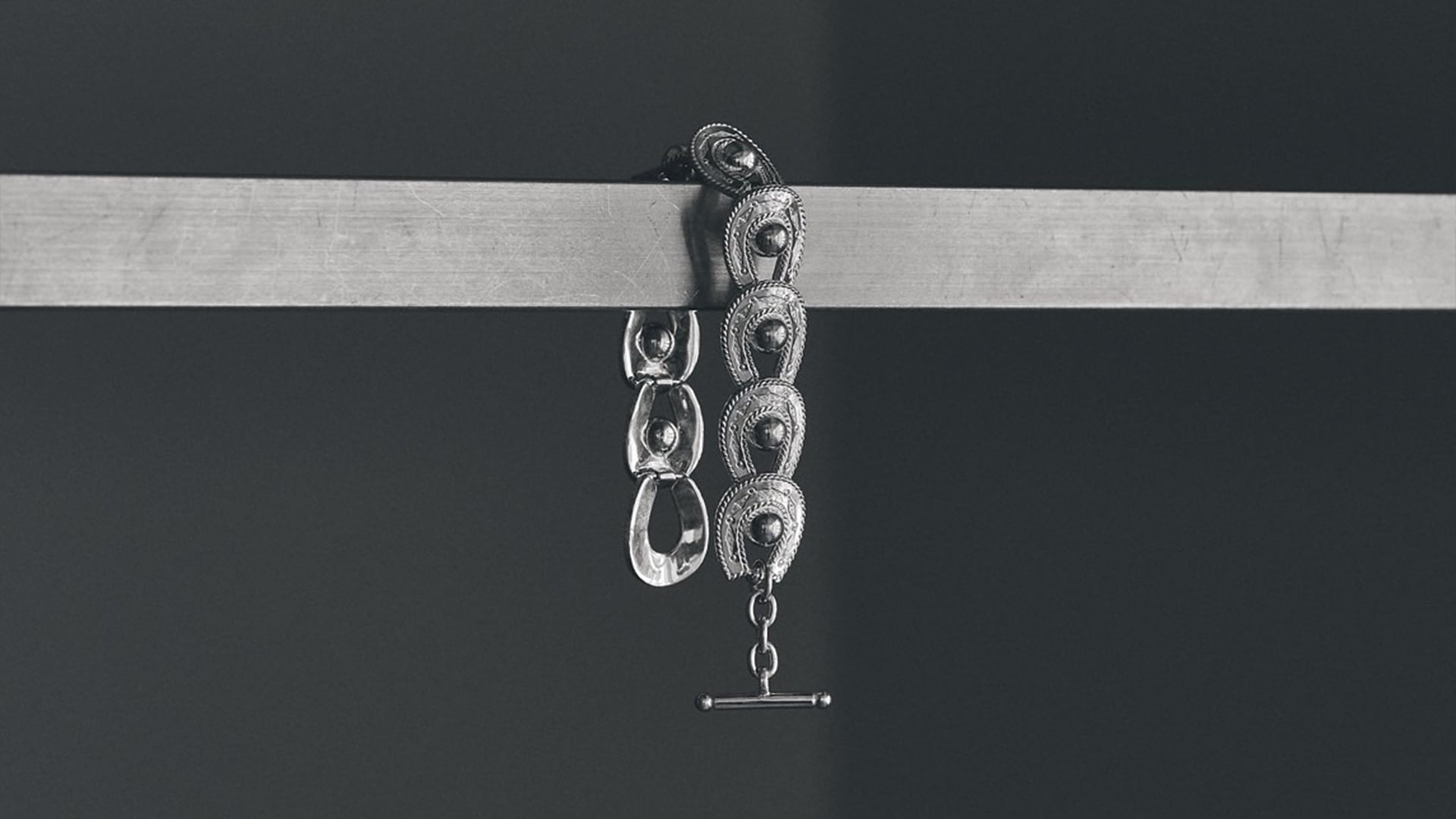 BN-047 Homage Bracelet Move L | BEARD ROOM