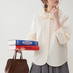 ruffle collar button blouse