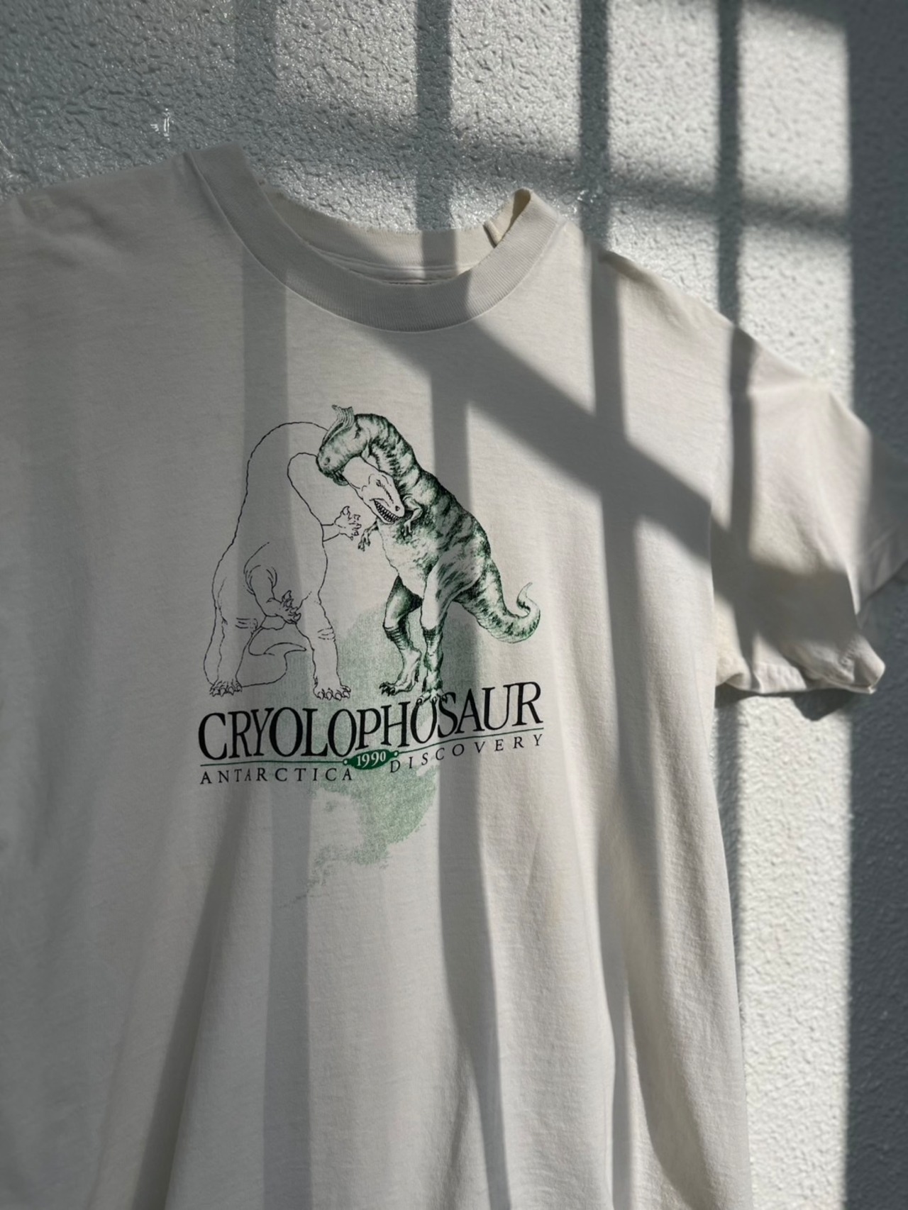 90's 恐竜　tee