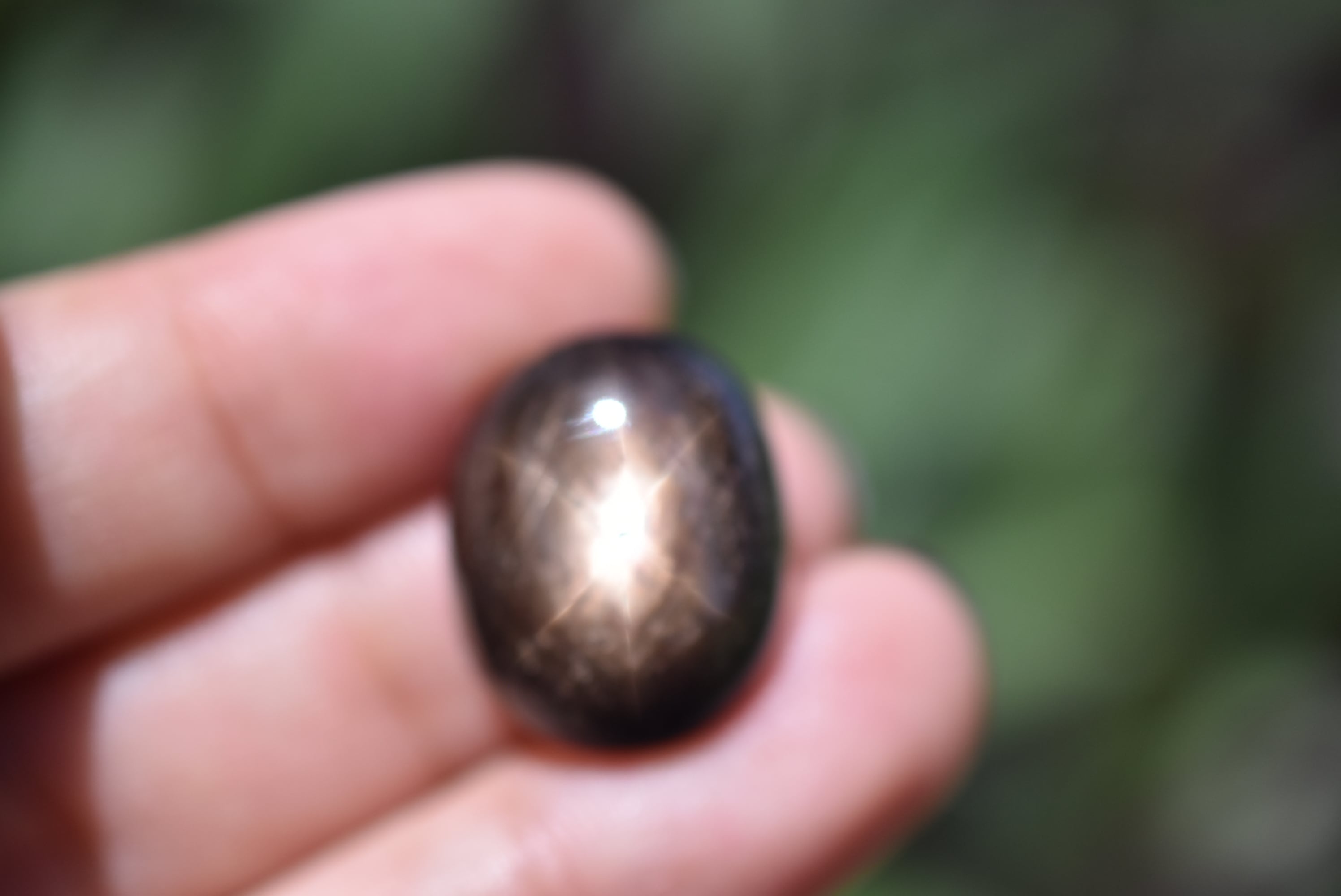 高品質　ブラックスターサファイア　ルース e79c068790e2f1c3385b0178ef4f56