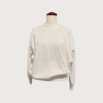 ダイヤ型の型押しが特徴 大人可愛いトップス ラグラントレーナー｜ホワイト｜サムネイル1