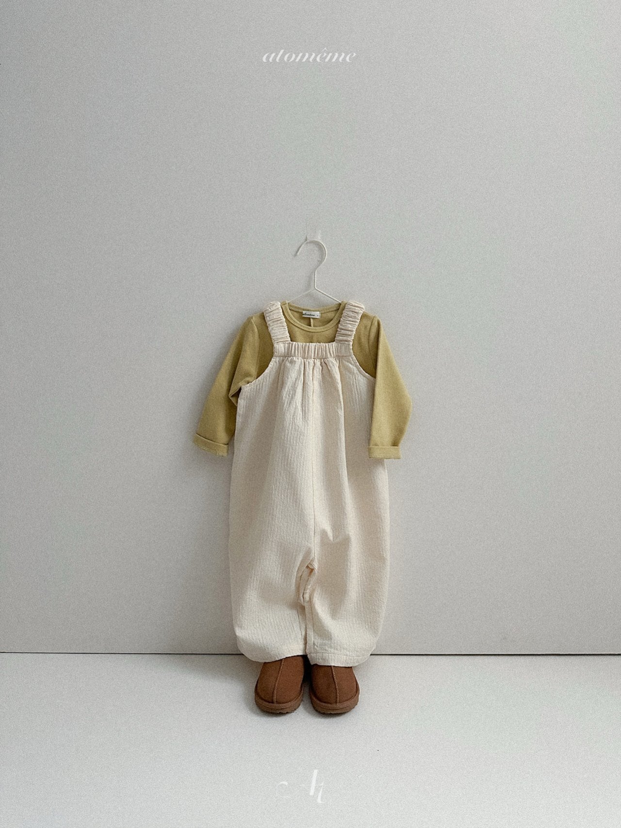 【即納】Winter berry ovarall / atomeme