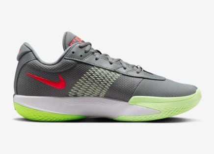 ナイキ G.T. カット アカデミー EP （バスケットボールシューズ