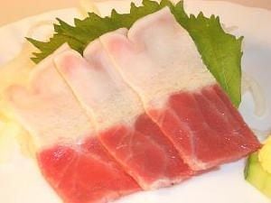 お刺身用高級畝須（ウネス）ブロック1kg【ミンク鯨】【くじら】【クジラ】【ハリハリ鍋】　くじらのお店