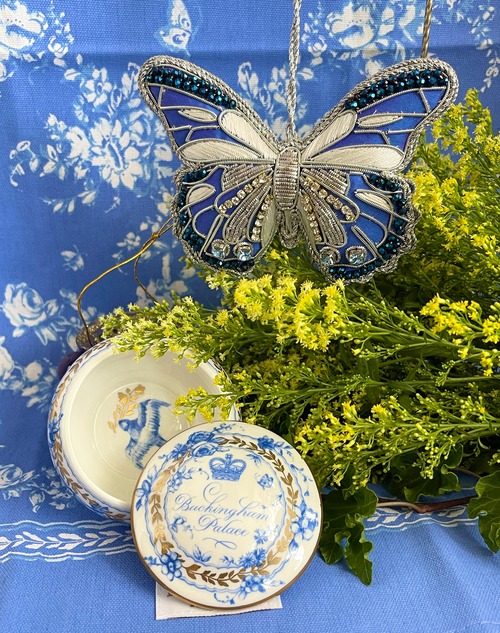 『ロイヤルコレクション』蝶 ロイヤルバードソング バタフライ デコレーション ROYAL BIRDSONG BUTTERFLY DECORATIONの画像