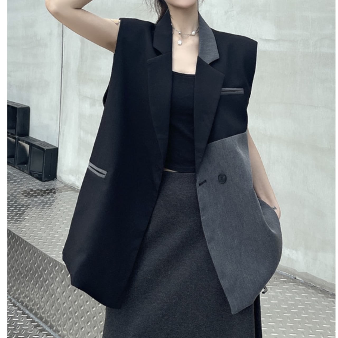 Asymmetrical Double-Breasted Vest L00288