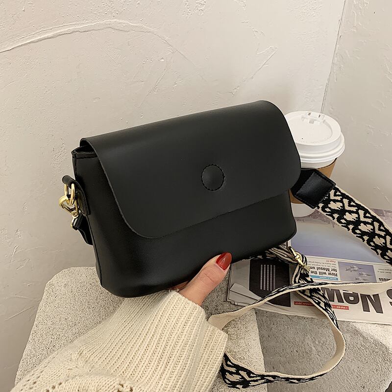 スタンダードレッドオータムウィンターシングル レトロ 秋物 冬物 メッセンジャーバッグ Tiancai_Wing_Bag75841785589