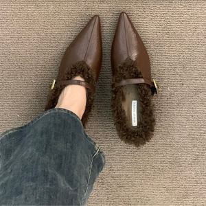 pointed-toe fur sandals　J00236