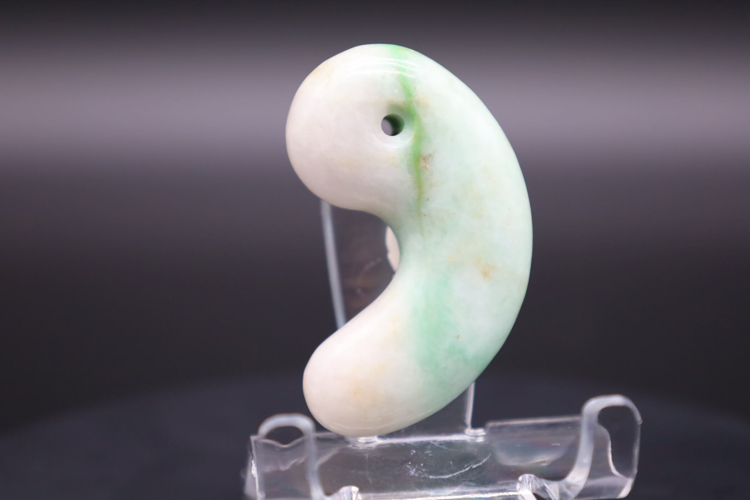 糸魚川翡翠原石 糸魚川翡翠原石28（ひすい ヒスイ）IJ2408070028 【公式通販】