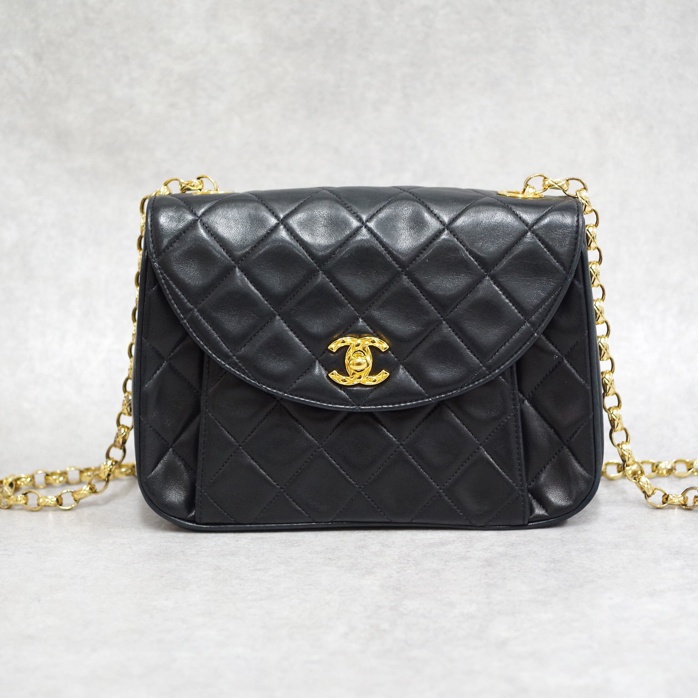 【値下げしました】CHANEL シャネル　チェーン　バッグ　ゴールド