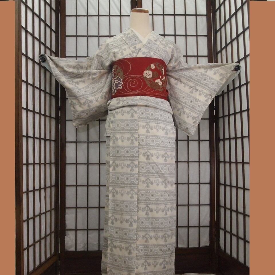 アンティーク着物】牡丹色にスクエア模様の銘仙着物 | ひふみ屋