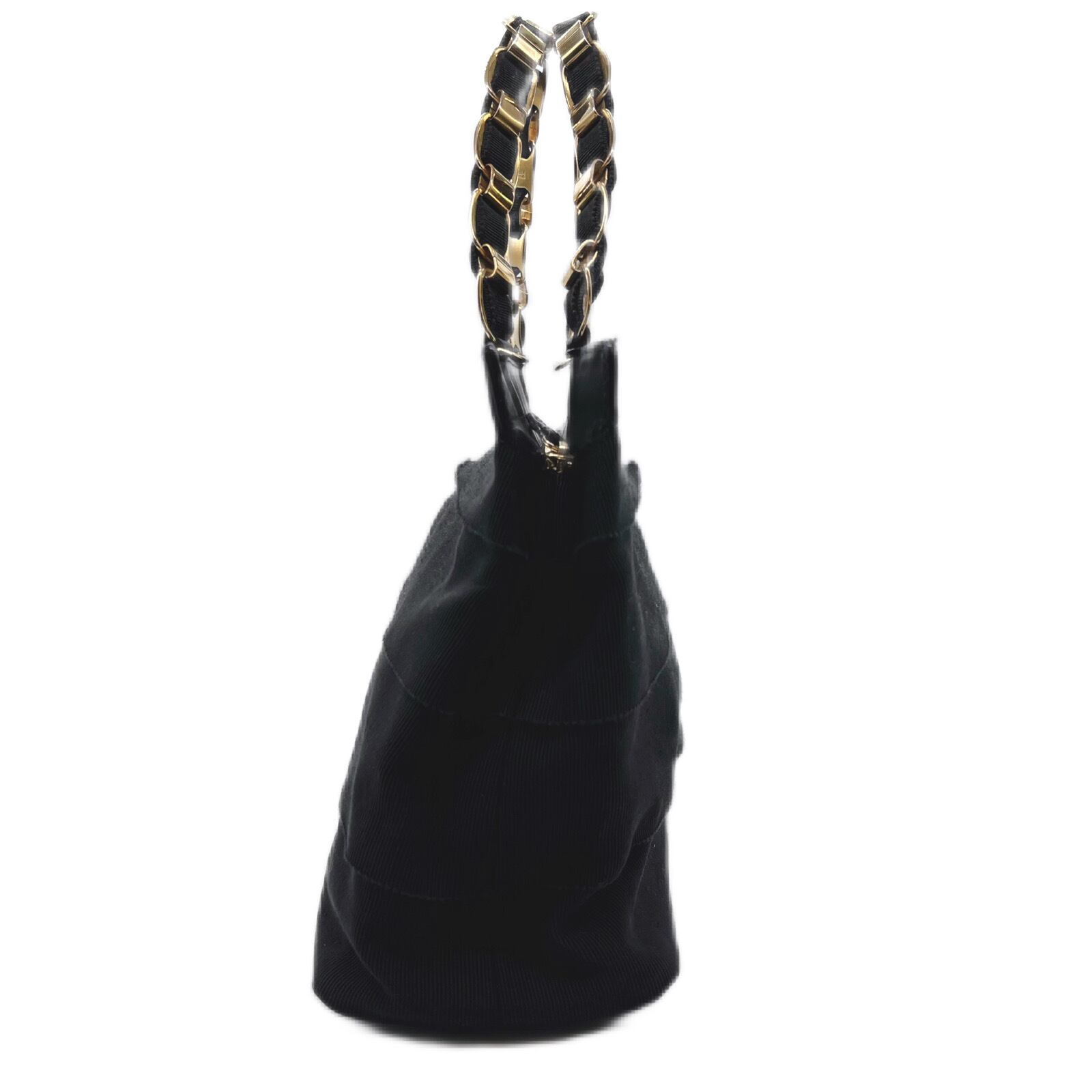 【国内発送】FERRAGAMO チェーンハンドバッグ FERRAGAMO】フェラガモ ヴァラ チェーン ハンドバッグ | Regalia