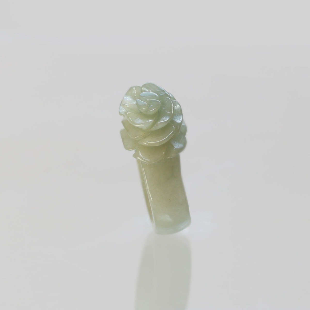 【18.5号】 flower 翡翠くり抜き甲丸リング A貨翡翠 jd_rg2654
