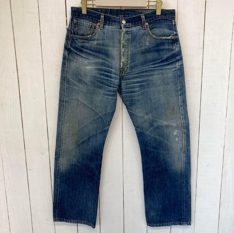☆リーバイス Levis 501☆濃紺インディゴ ダメージリペア 鬼ヒゲ ☆リーバイス Levis 501☆濃紺インディゴ ダメージリペア 鬼ヒゲ