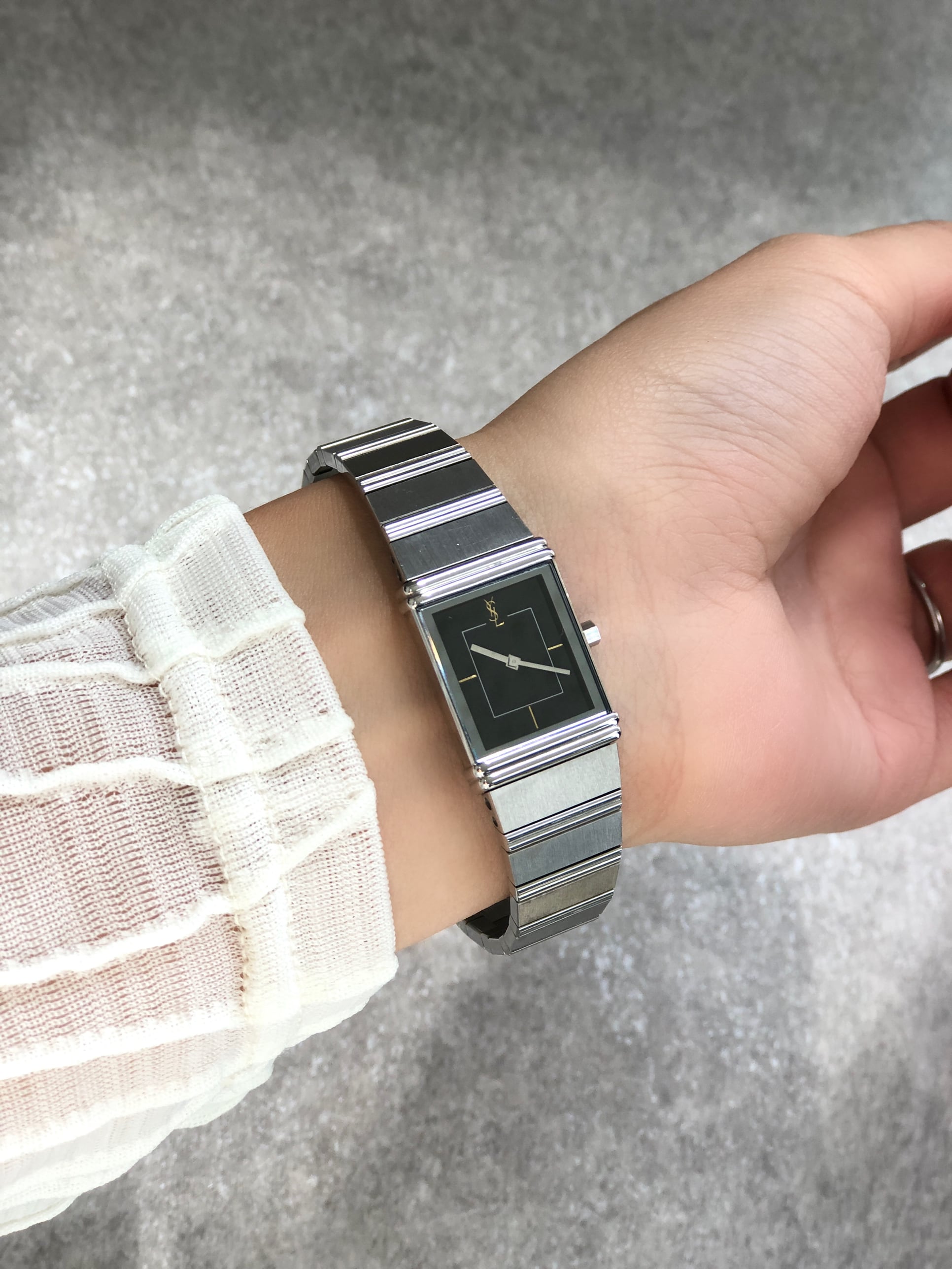 Yves Saint Laurent イヴ・サンローラン 腕時計 シルバー ステンレススチール クウォーツ 2200-221362 vintage ヴィンテージ オールド nbbdz8