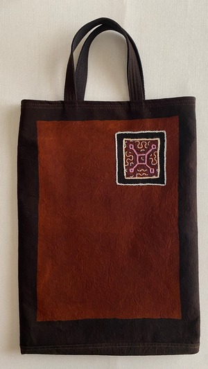 Bag 縦バッグ　A4ワンポ刺繍紫系両面　芯アリ28.5x39cm シピボ族の泥染め　オリジナルバッグ　サイドバッグ