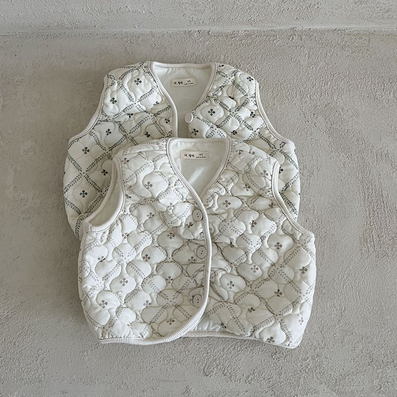 【BABY】秋新作 カジュアル花柄ベスト