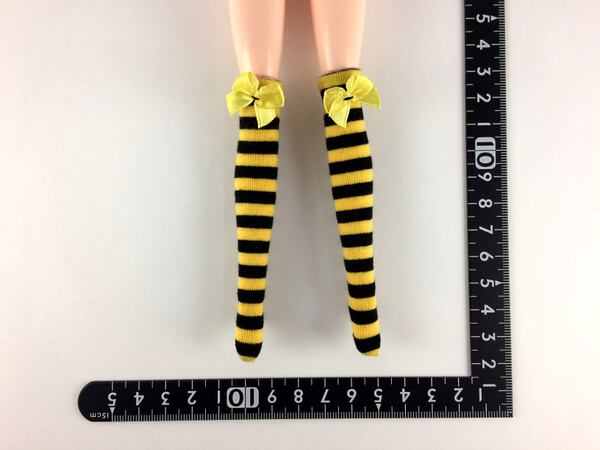 ドールアクセサリ 1/6 女性用 靴下 ストッキング 黄黒縞 BS130 - 画像1