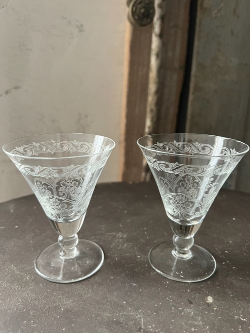 FRANCE アンティーク　グラス　　sサイズ