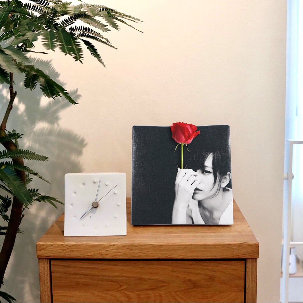 アートパネル キャンバスアート モデル モノクロ 一輪挿し IKEBANA IKE