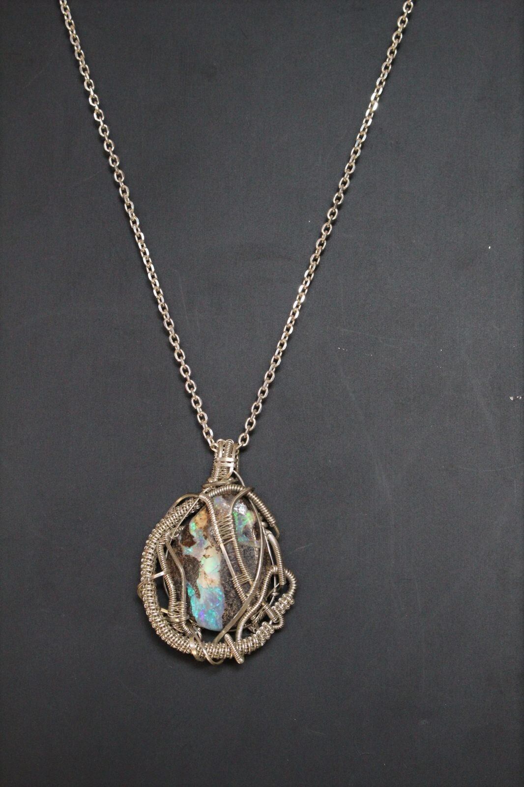 Boulder opal sillver925 wirewrapping pendant