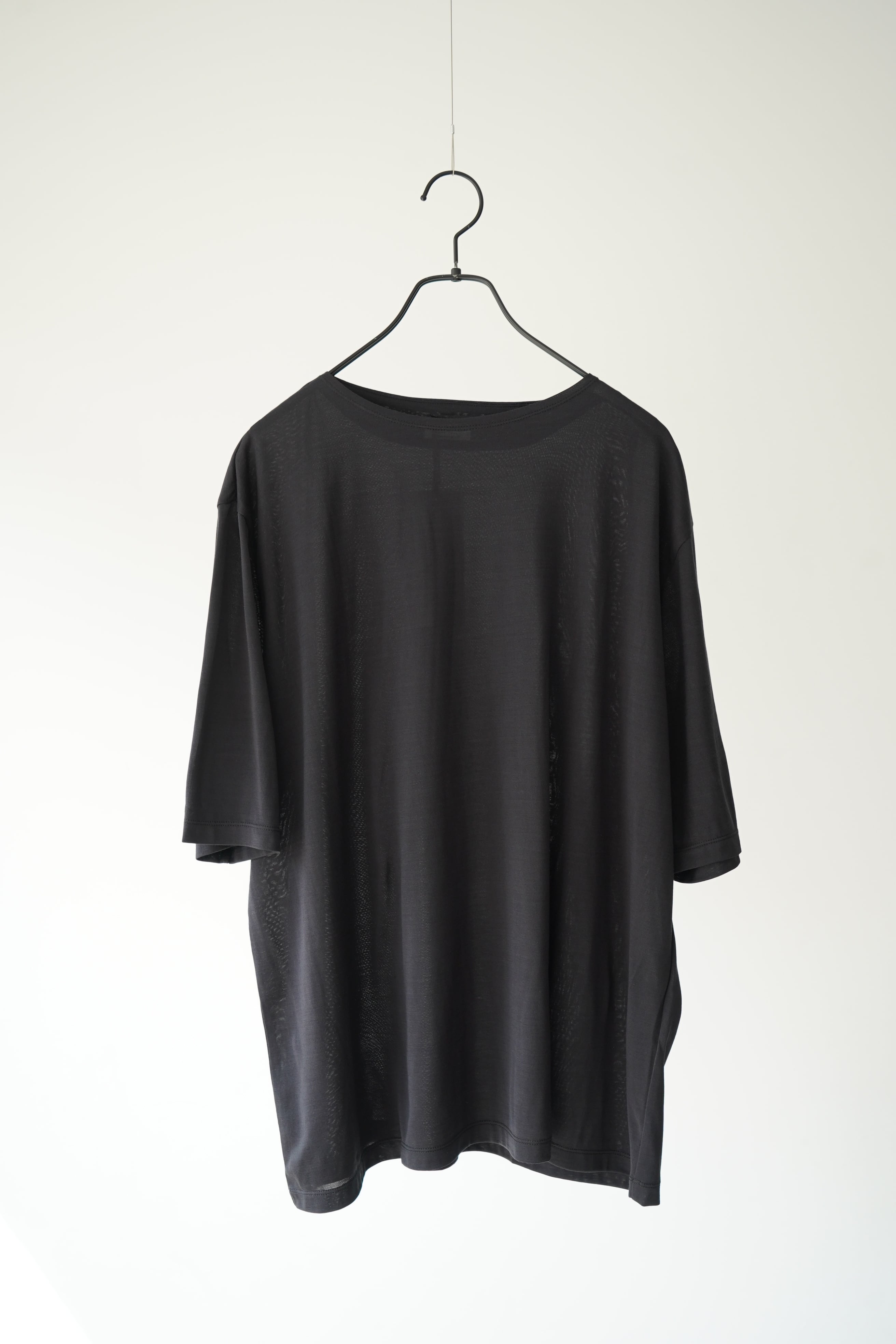 MAATEE&SONS / EX.SILK BOATNECK TEE(MATT BLK) | LiNN