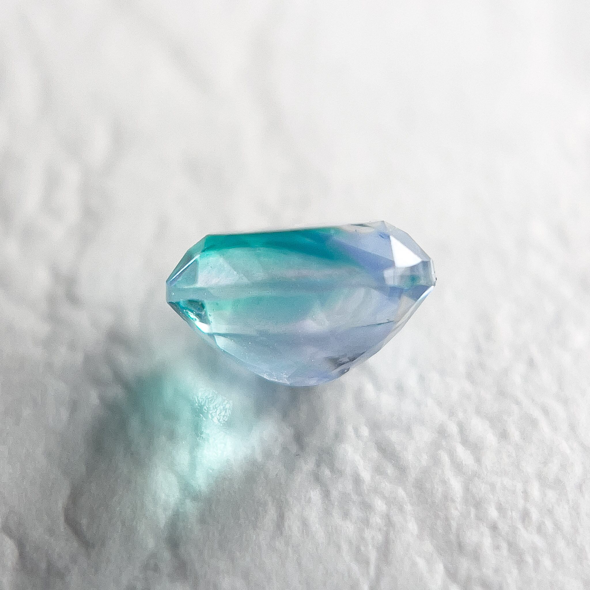 飾り宝石 シンハライト(宝石名シンハライト) スリランカ産 3.319ct ソ付
